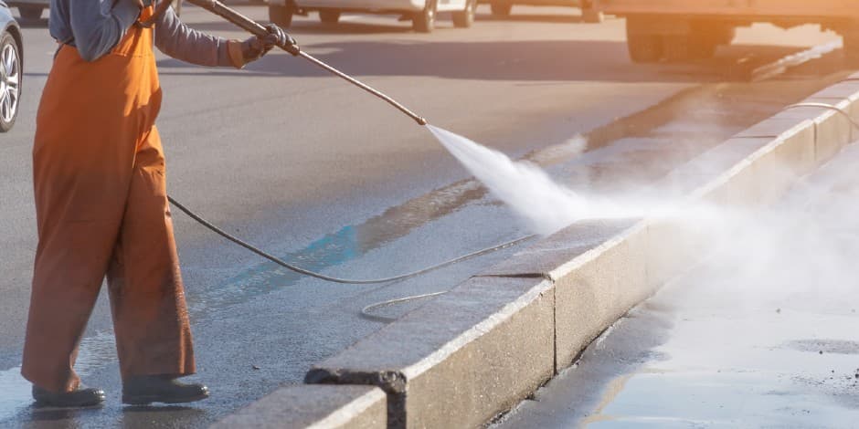 Soft Wash Pump Systems: 5 Features to Look For